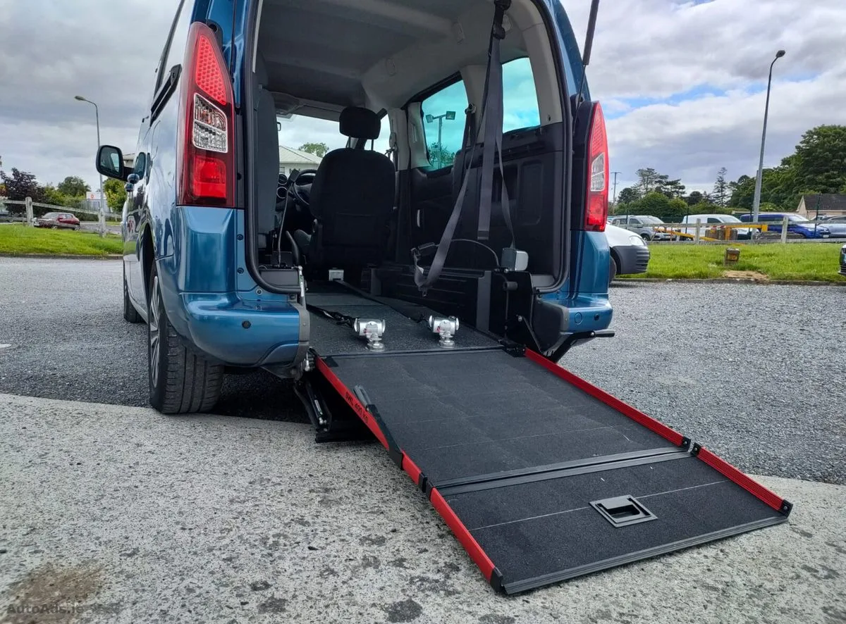 2017 Peugeot Partner – photo 8