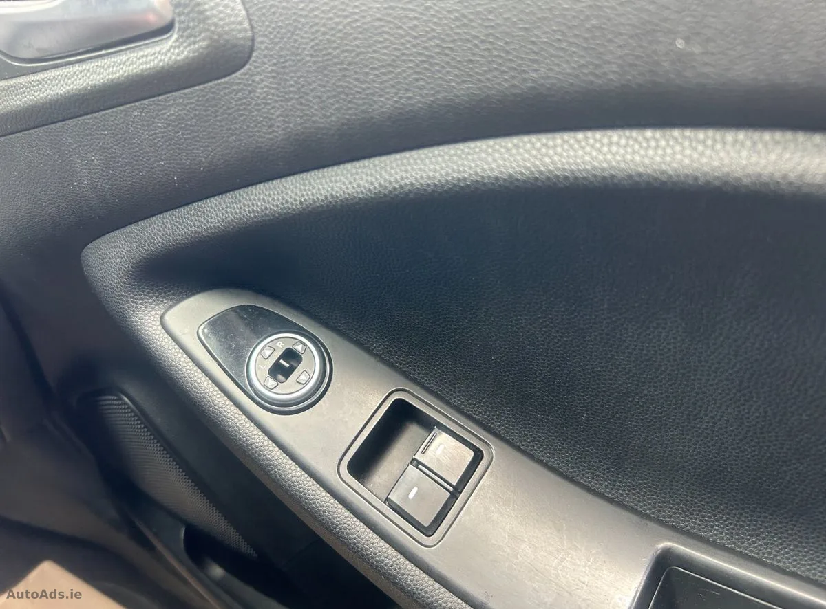 2016 Hyundai i20 – photo 14