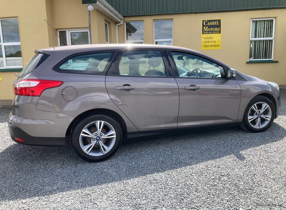 2014 Ford Focus – photo 4