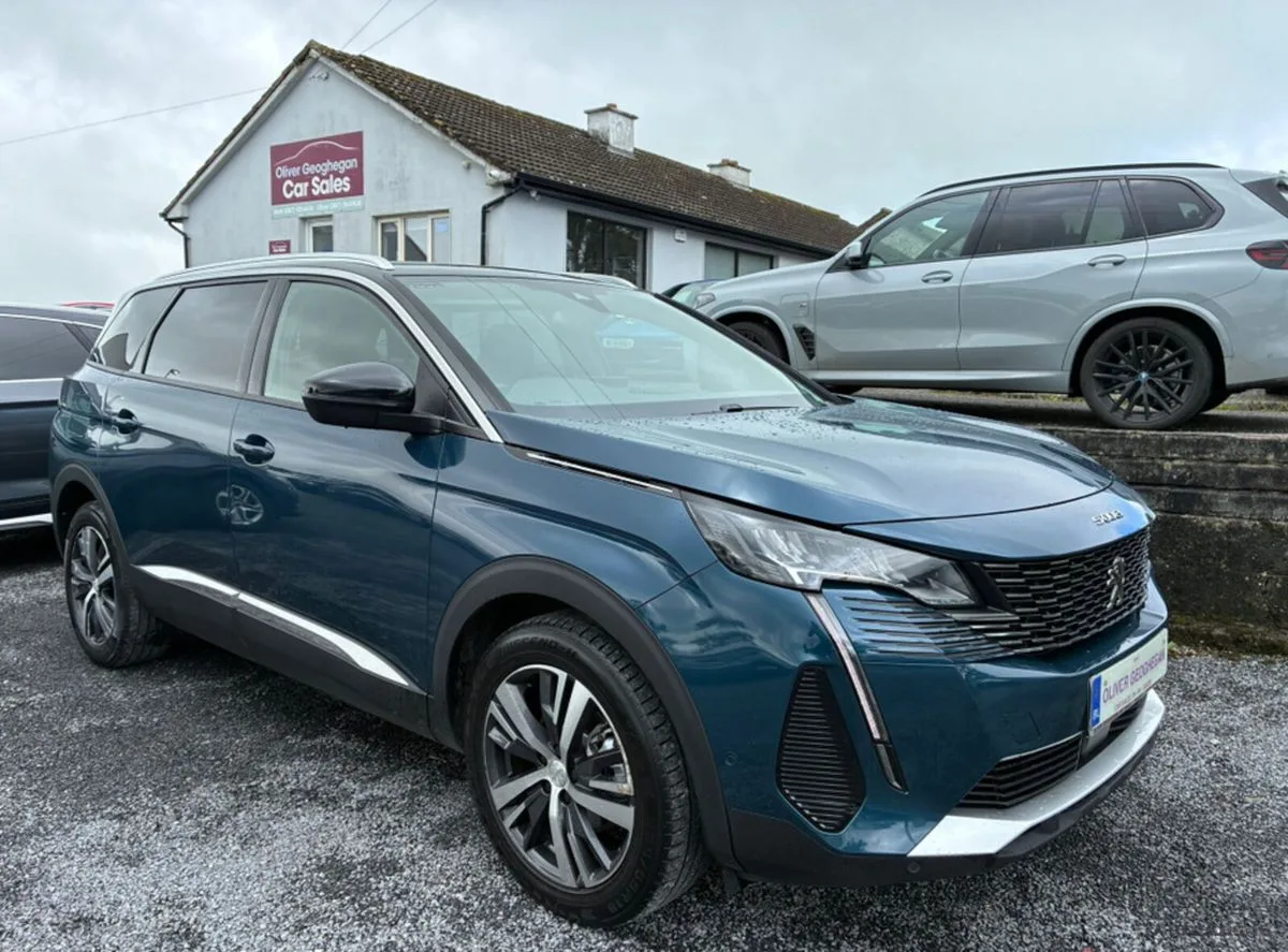 2023 Peugeot 5008