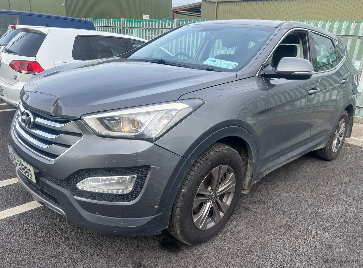 2015 HYUNDAI SANTA FE 7 SEATER FOR PARTS ONLY
