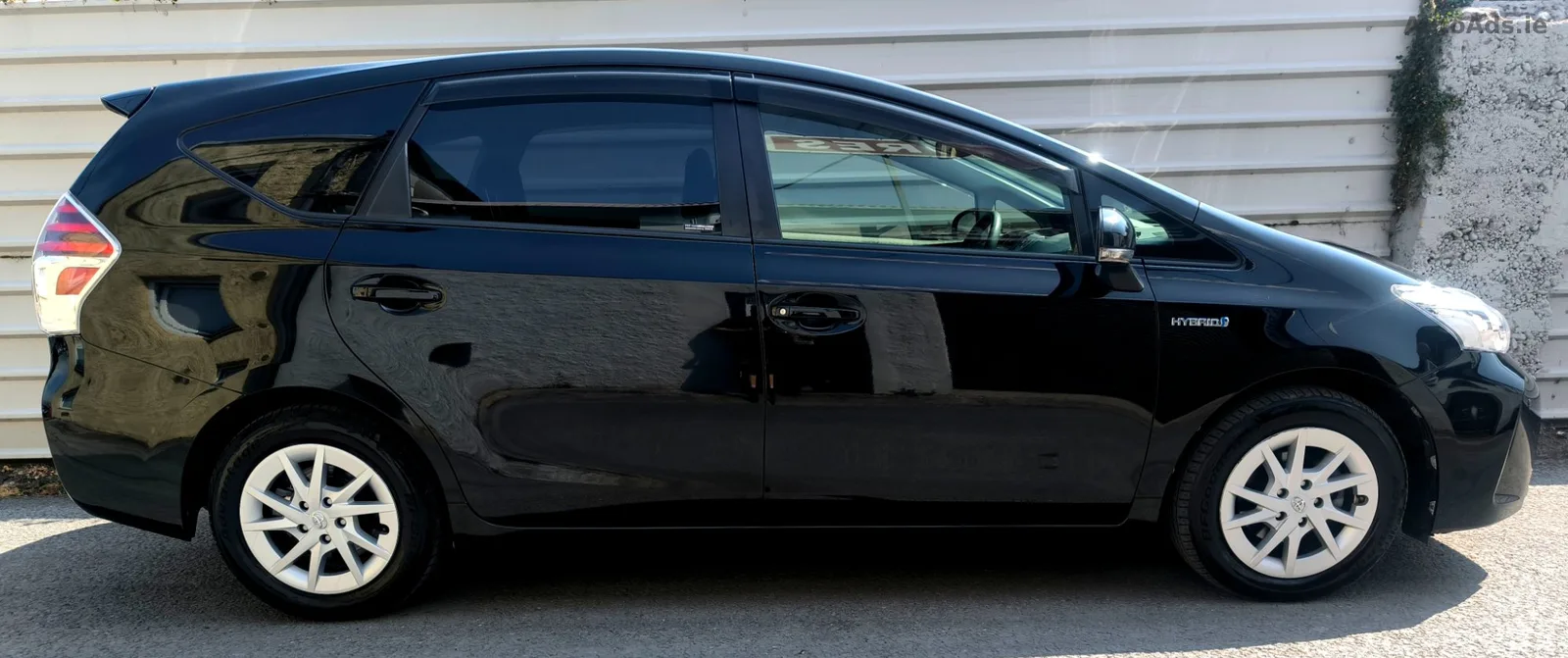 2016 Toyota Prius – photo 4