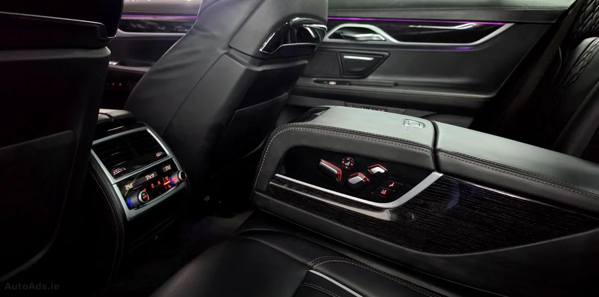 2019 BMW 7-Series – photo 20