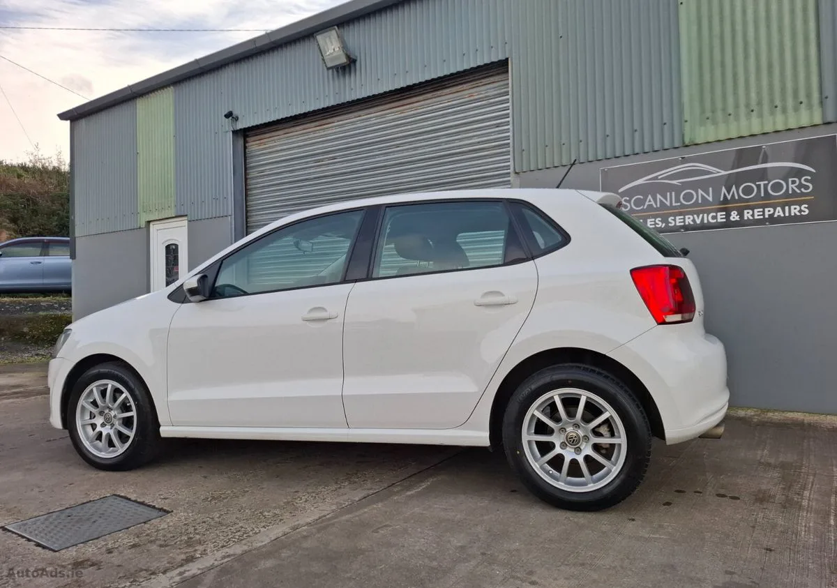 2012 Volkswagen Polo – photo 2