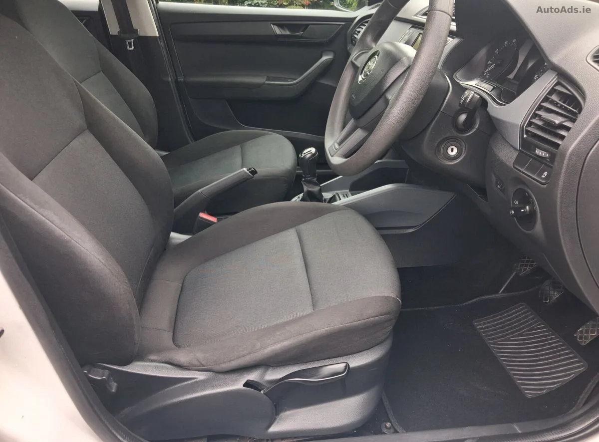 2017 Skoda Fabia – photo 18