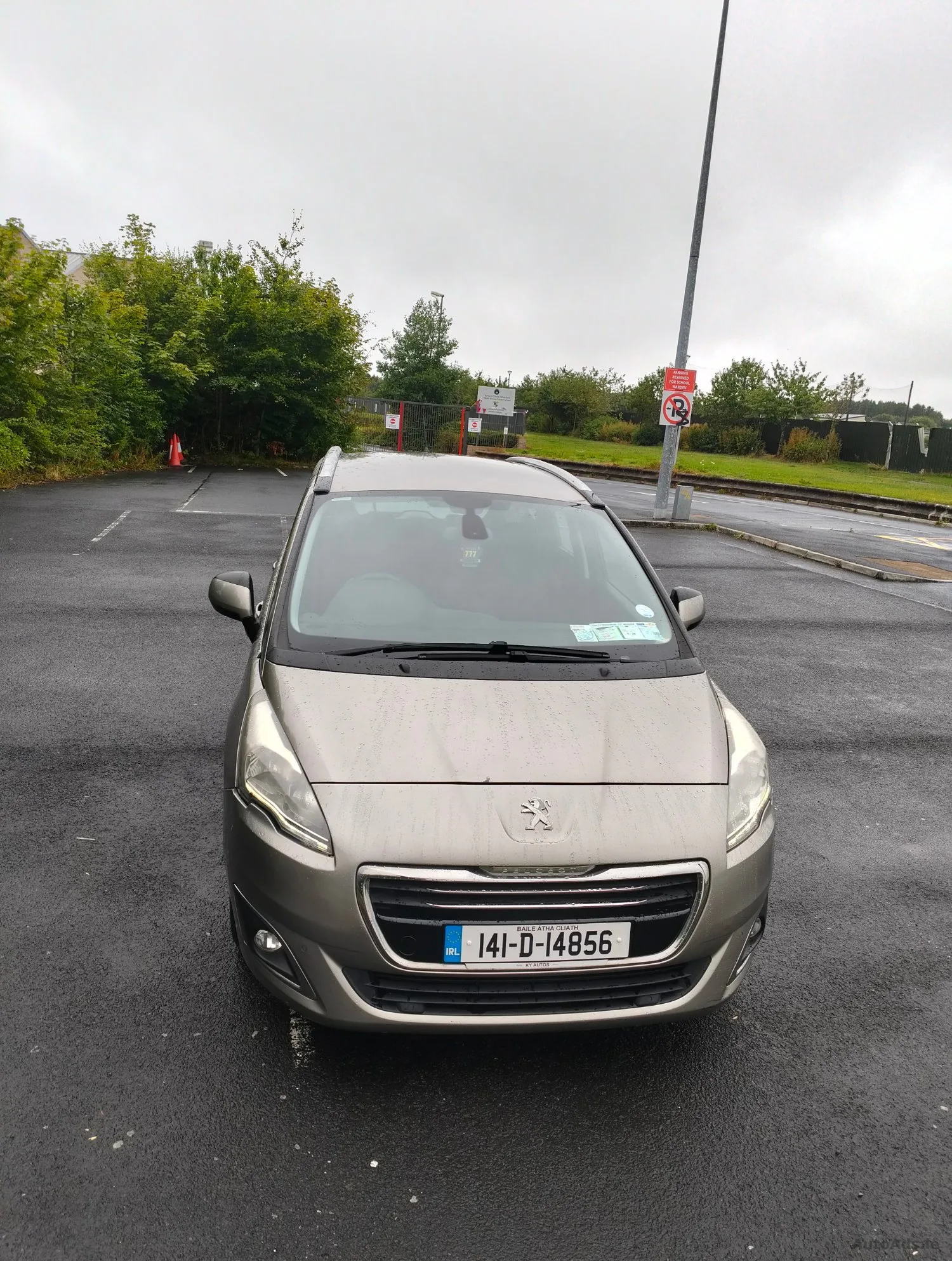 2014 Peugeot 5008