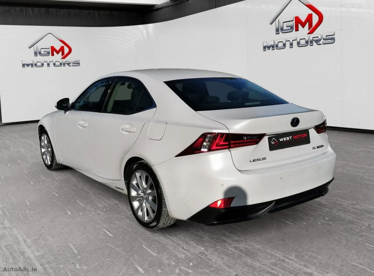 2015 Lexus IS – photo 19