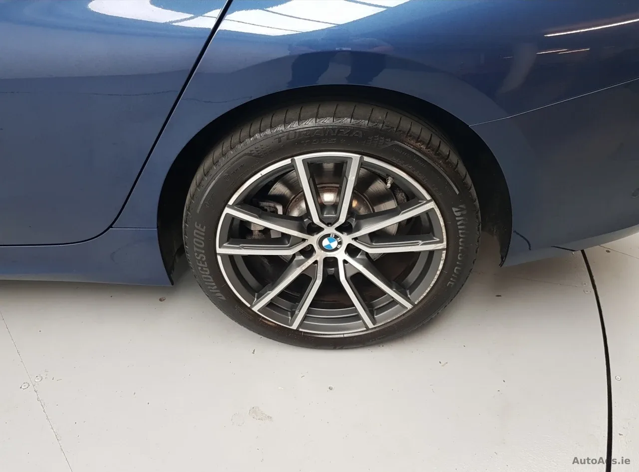 2021 BMW 3 Series – photo 12