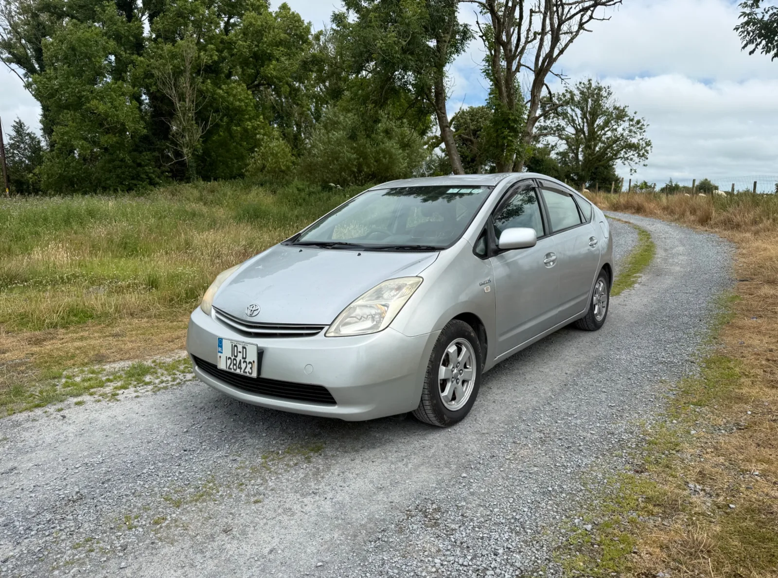 2010 Toyota Prius – photo 3