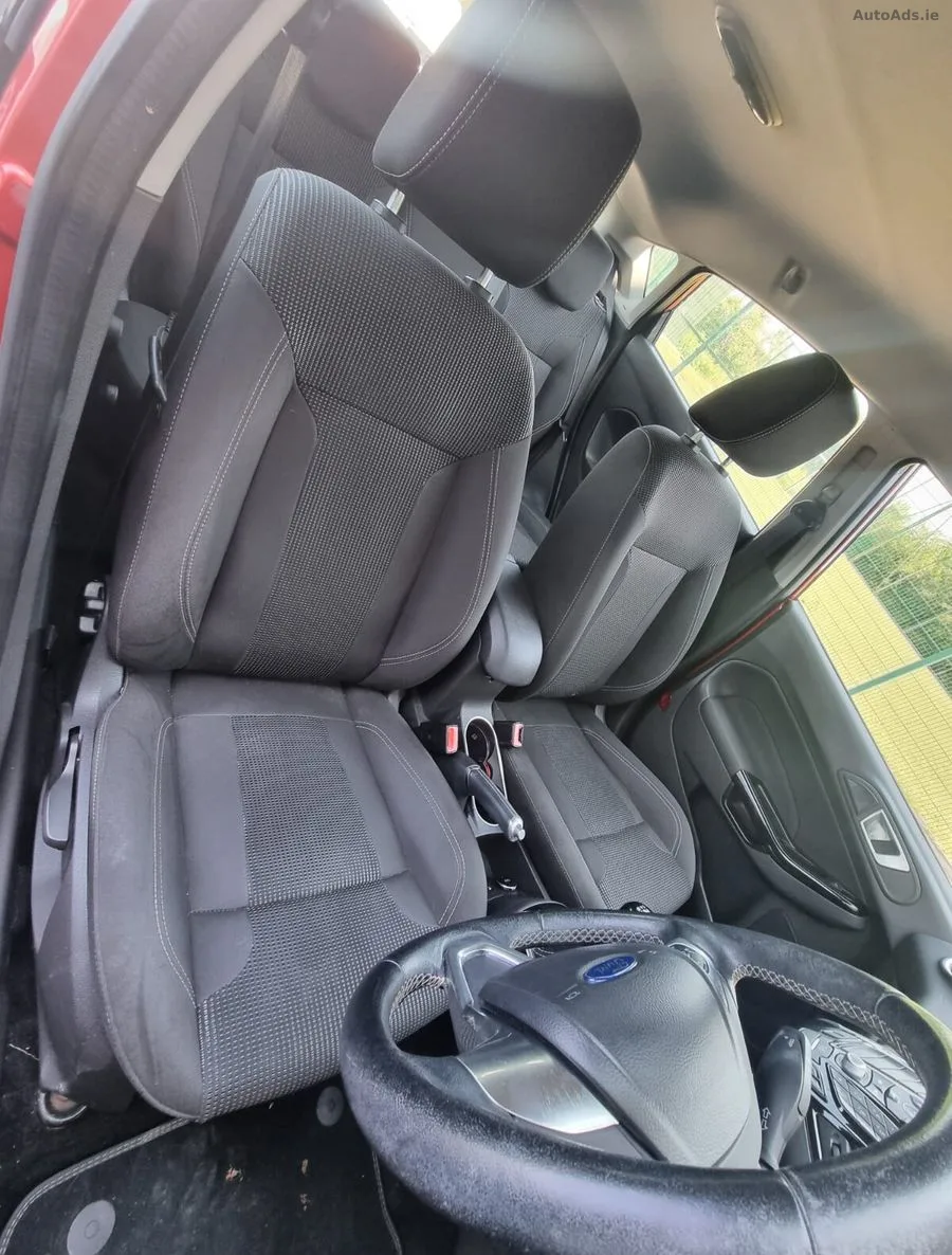2016 Ford Fiesta – photo 14