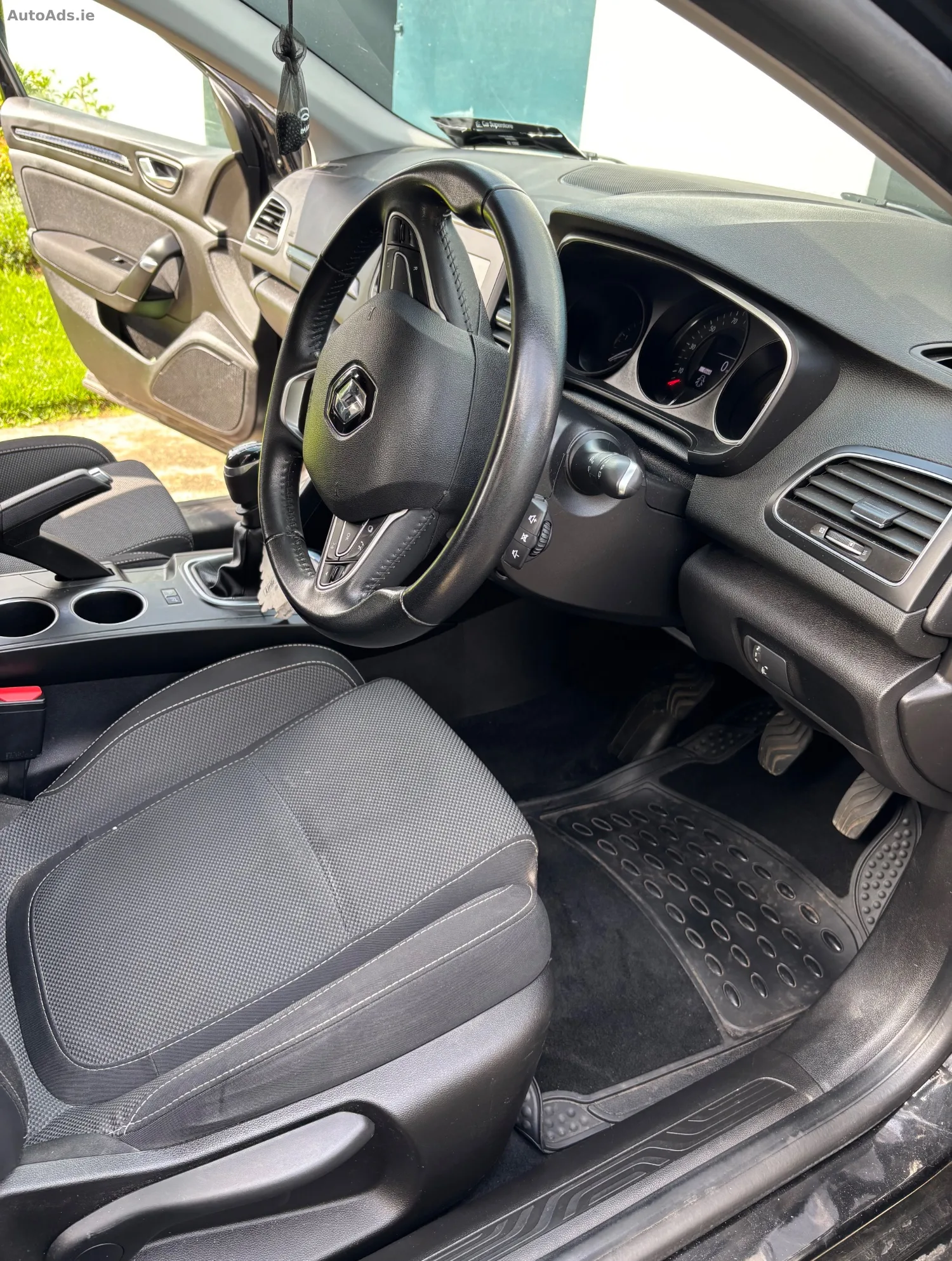 2019 Renault Megane – photo 4