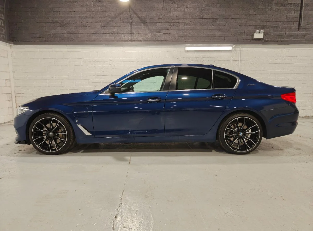 2017 BMW 5-Series – photo 4