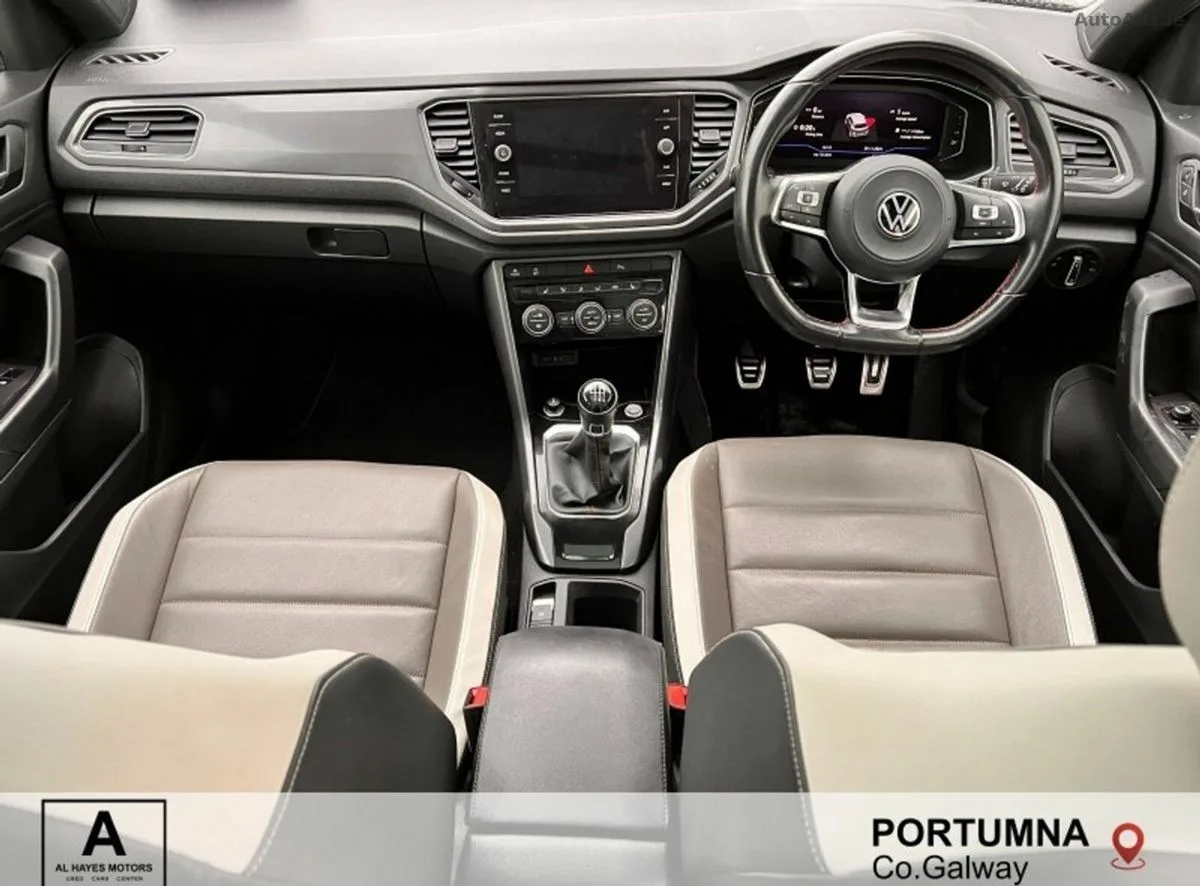 2022 Volkswagen T-Roc – photo 2