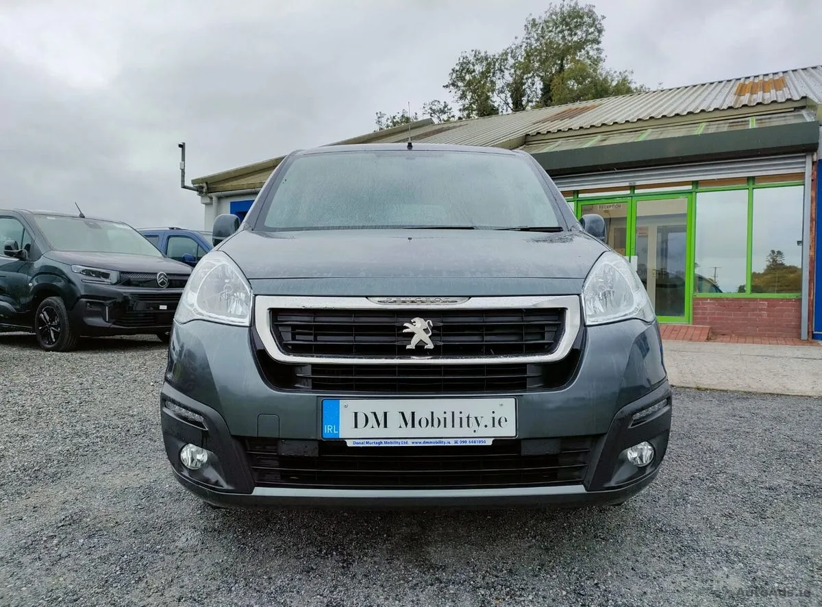 2019 Peugeot Partner – photo 2