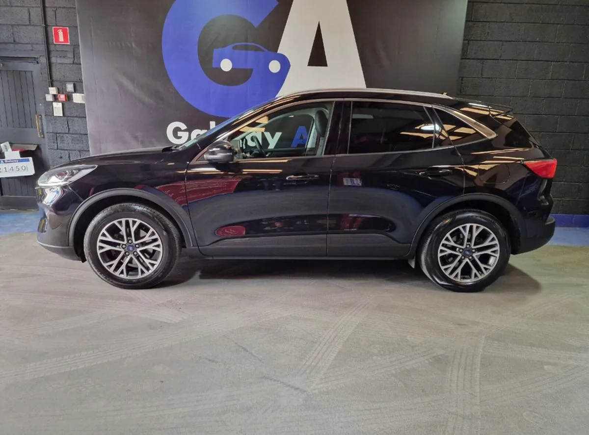 2021 Ford Kuga – photo 5