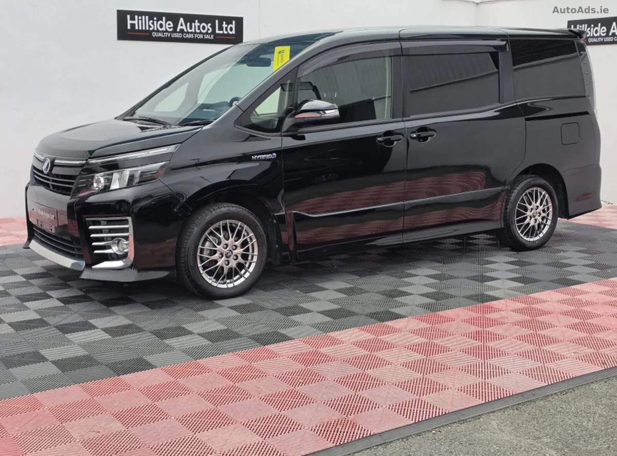 2016 Toyota Voxy – photo 7