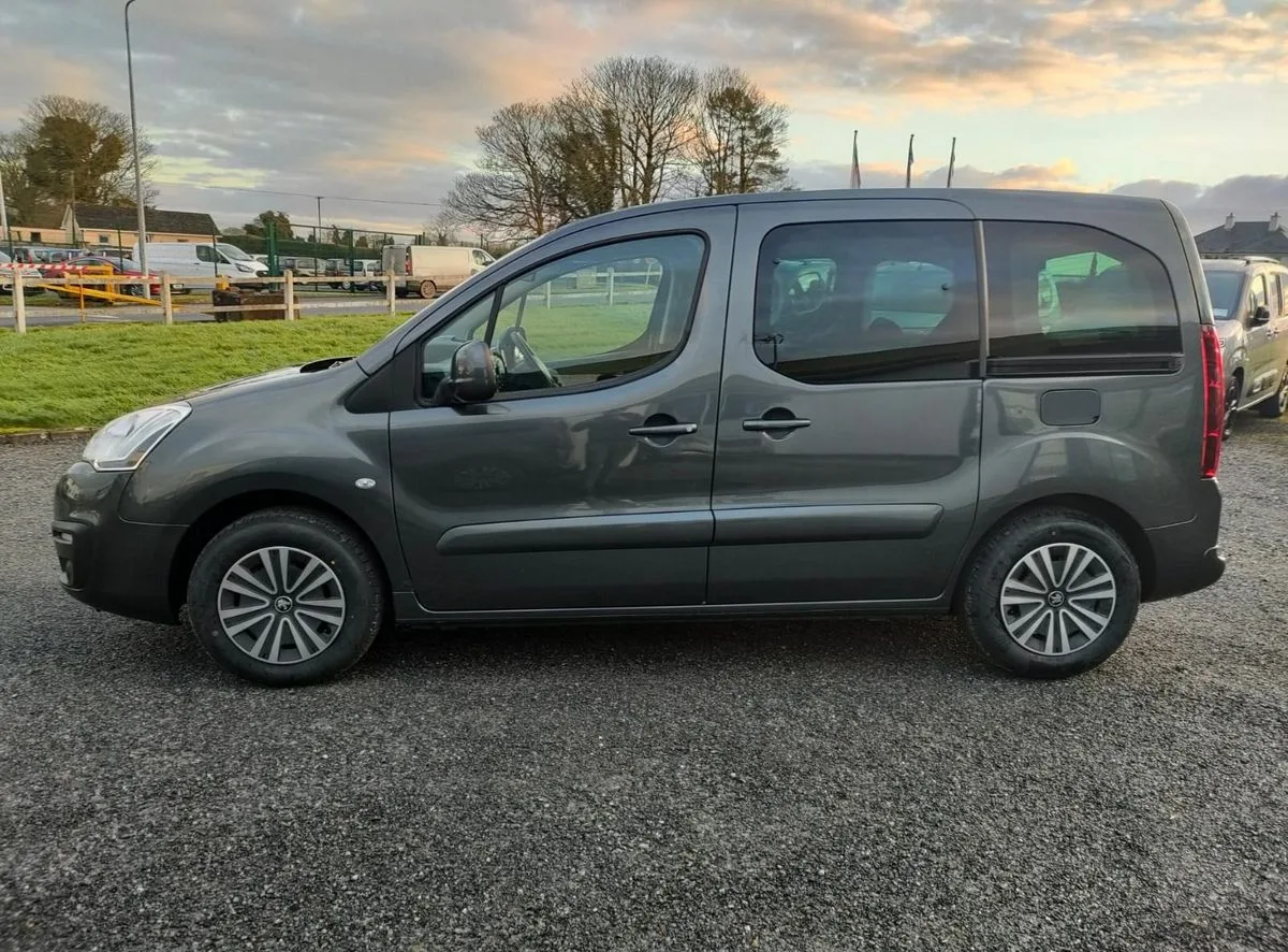 2017 Peugeot Partner – photo 4