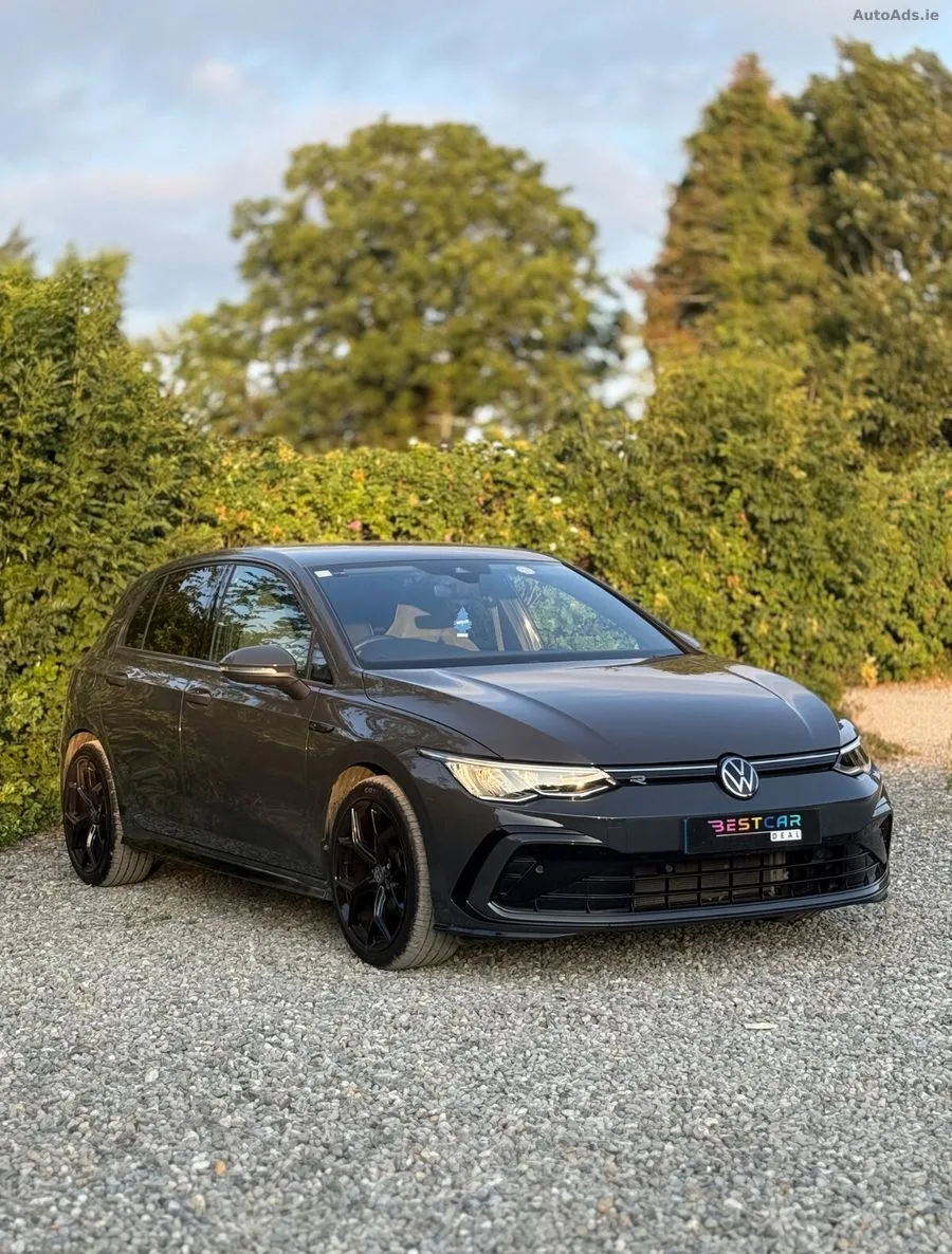 2023 Volkswagen Golf – photo 3
