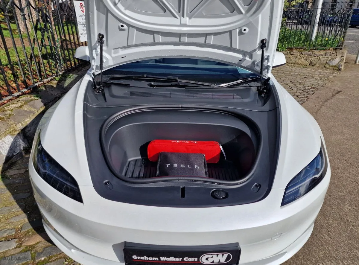 2024 Tesla Model 3 – photo 5