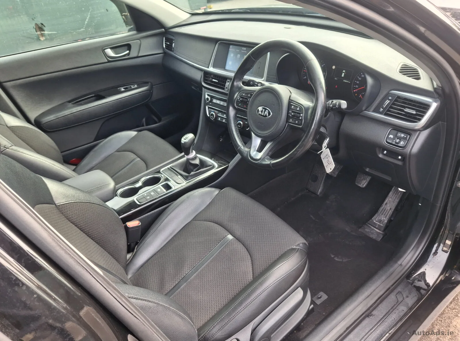 2017 Kia Optima – photo 10