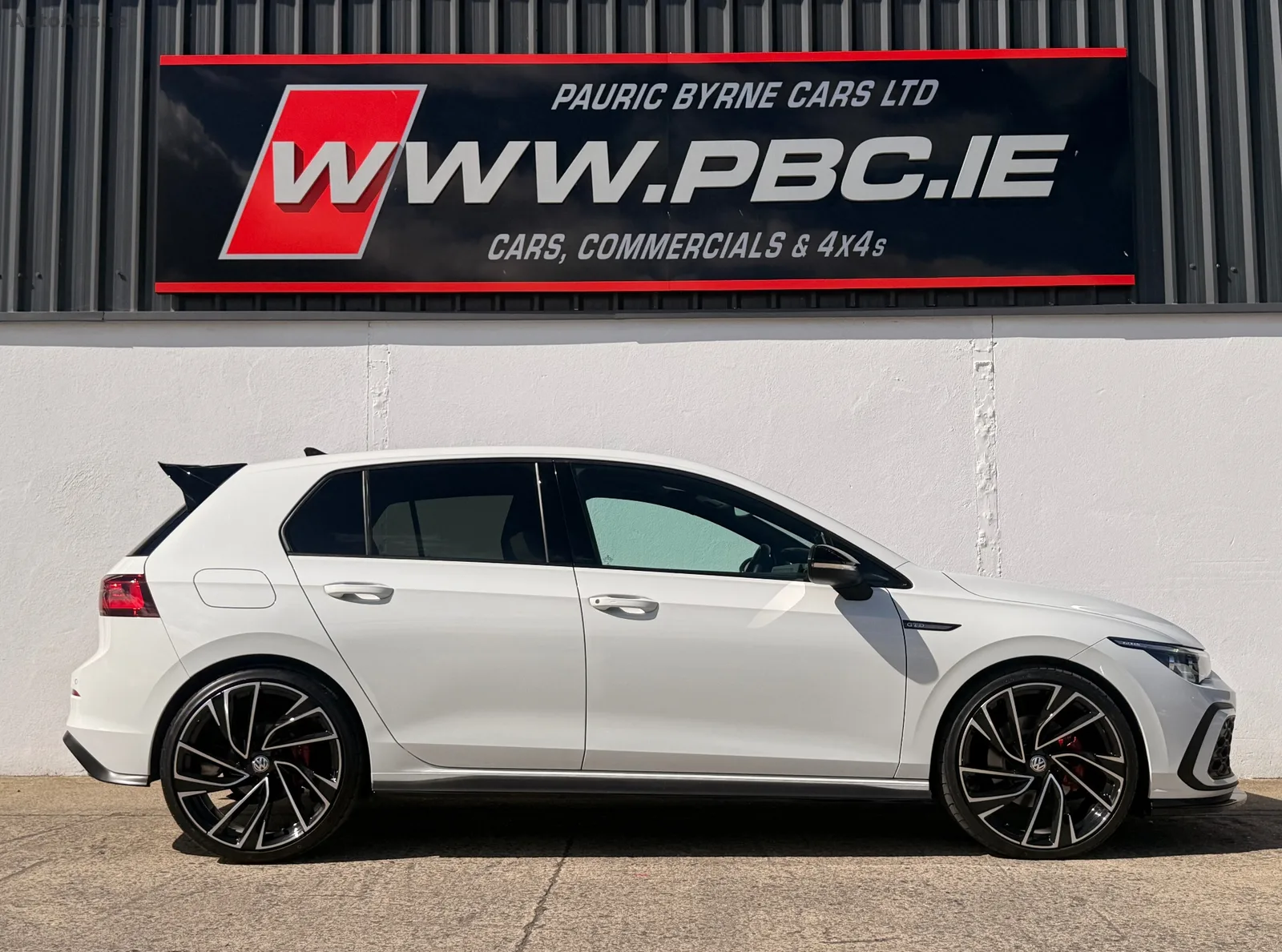 2022 Volkswagen Golf – photo 3
