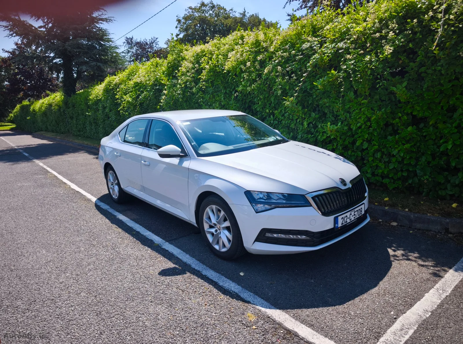 2021 Skoda Superb – photo 1
