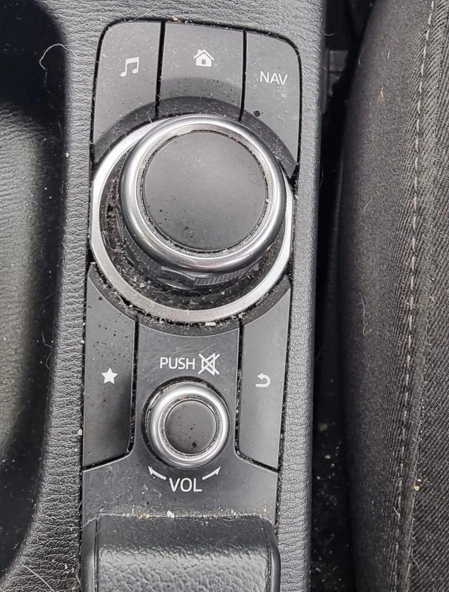 2017 Mazda Demio – photo 15