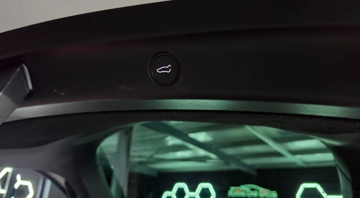 2023 Tesla Model Y – photo 12
