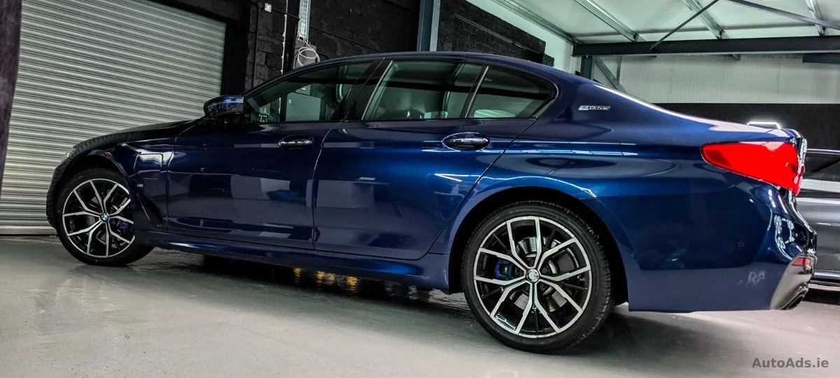 2018 BMW 5-Series – photo 12