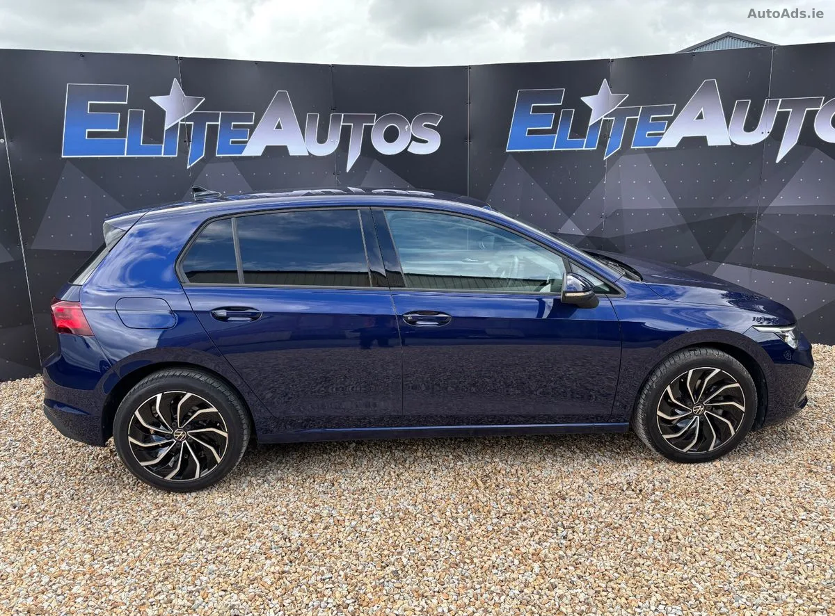 2024 Volkswagen Golf – photo 5