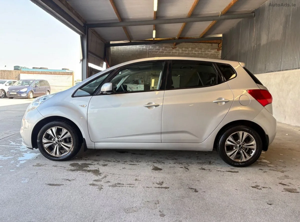 2016 Kia Venga – photo 2