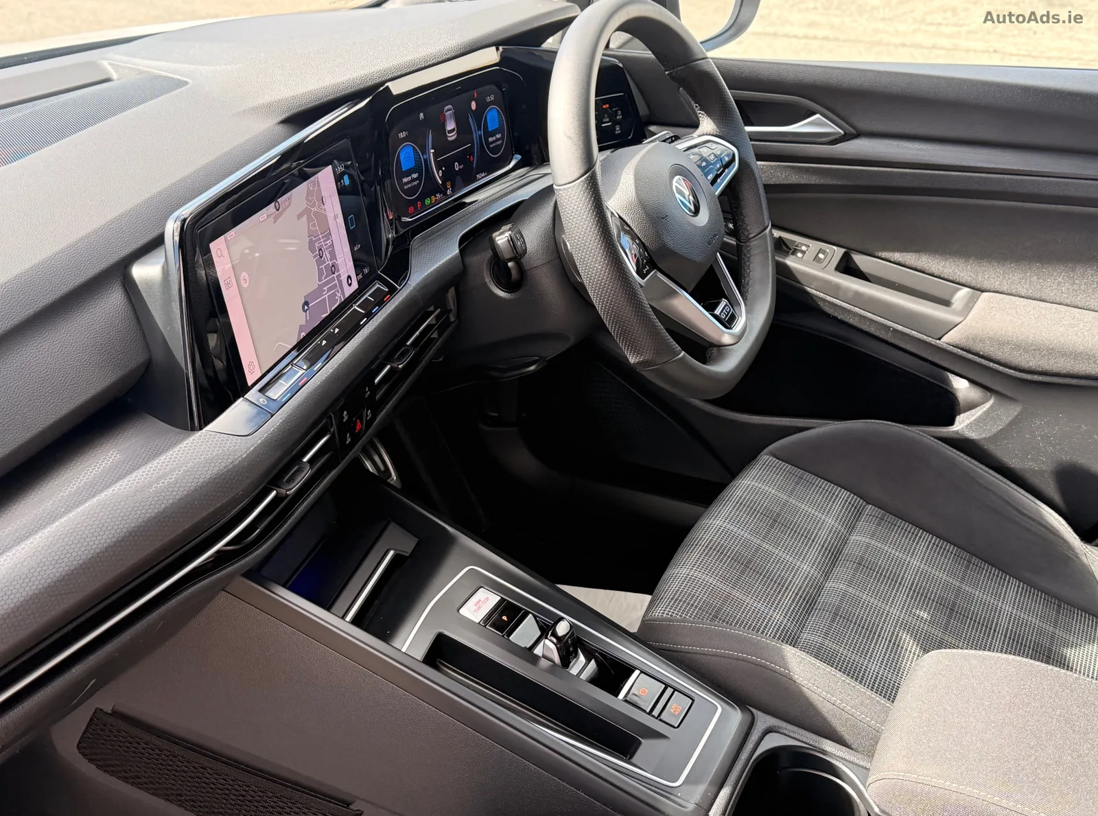 2022 Volkswagen Golf – photo 9