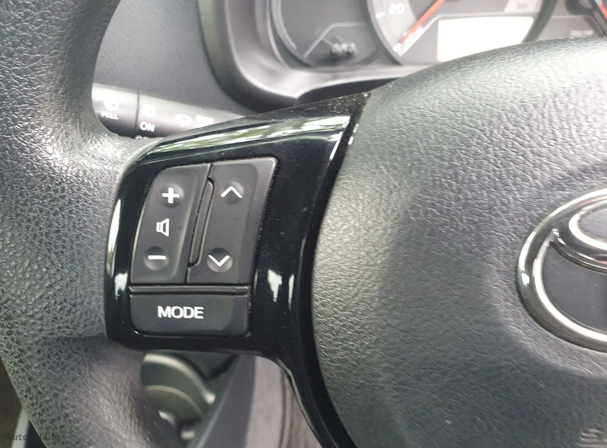2018 Toyota Yaris – photo 14