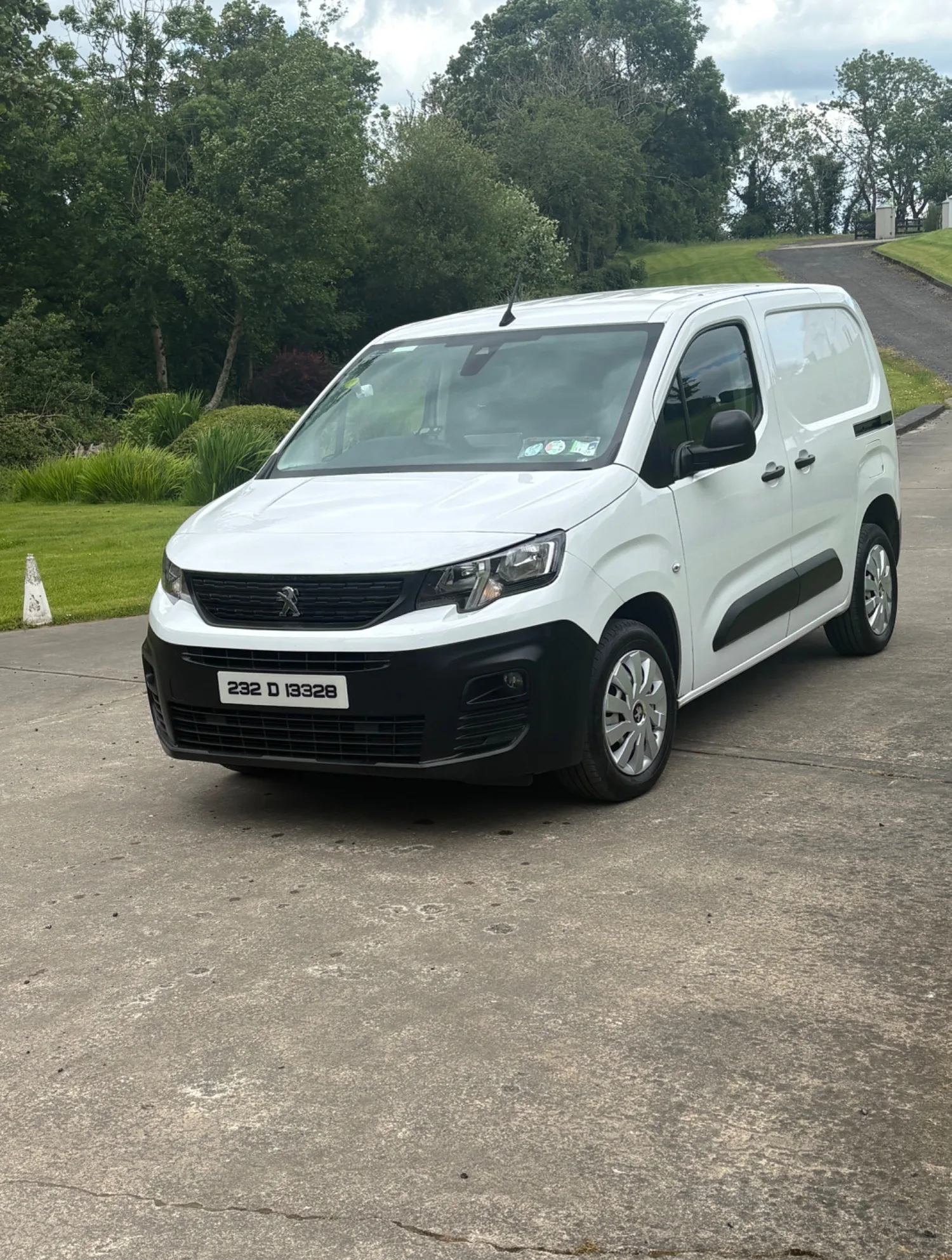 2023 Peugeot Partner – photo 2