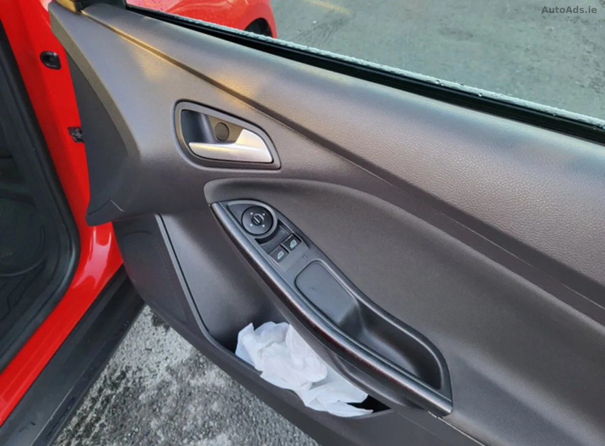 2012 Ford Focus – photo 16