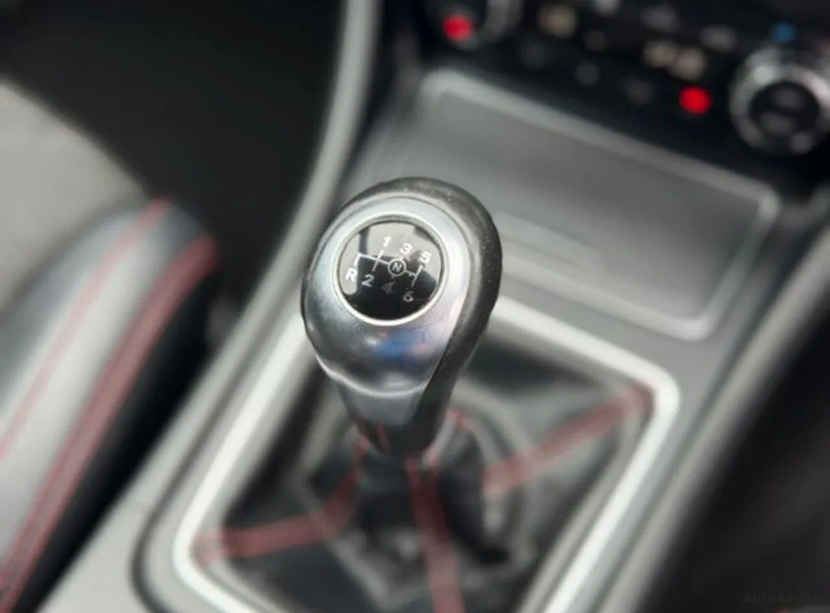 2018 Mercedes-Benz CLA – photo 14