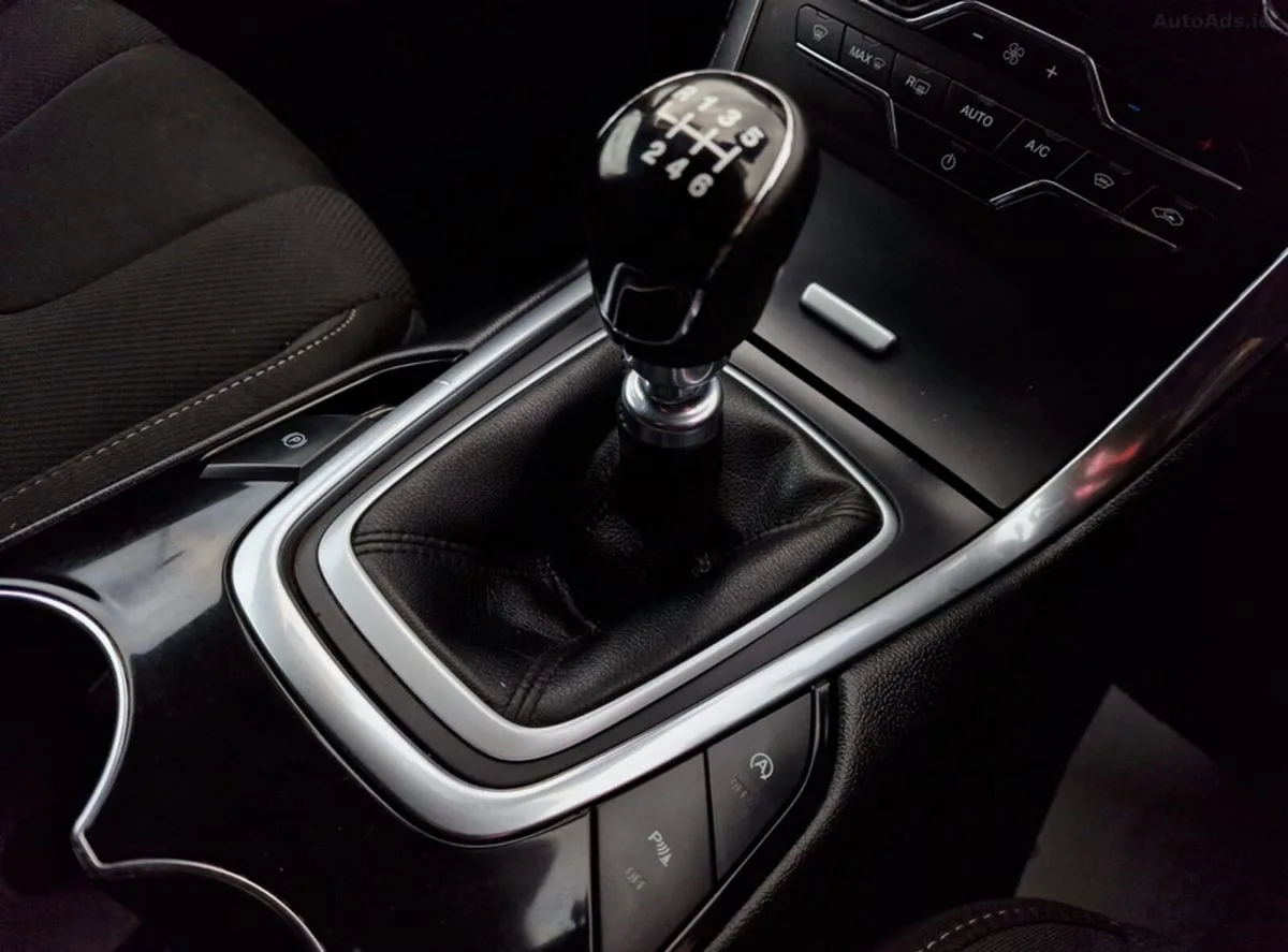 2017 Ford S-Max – photo 11