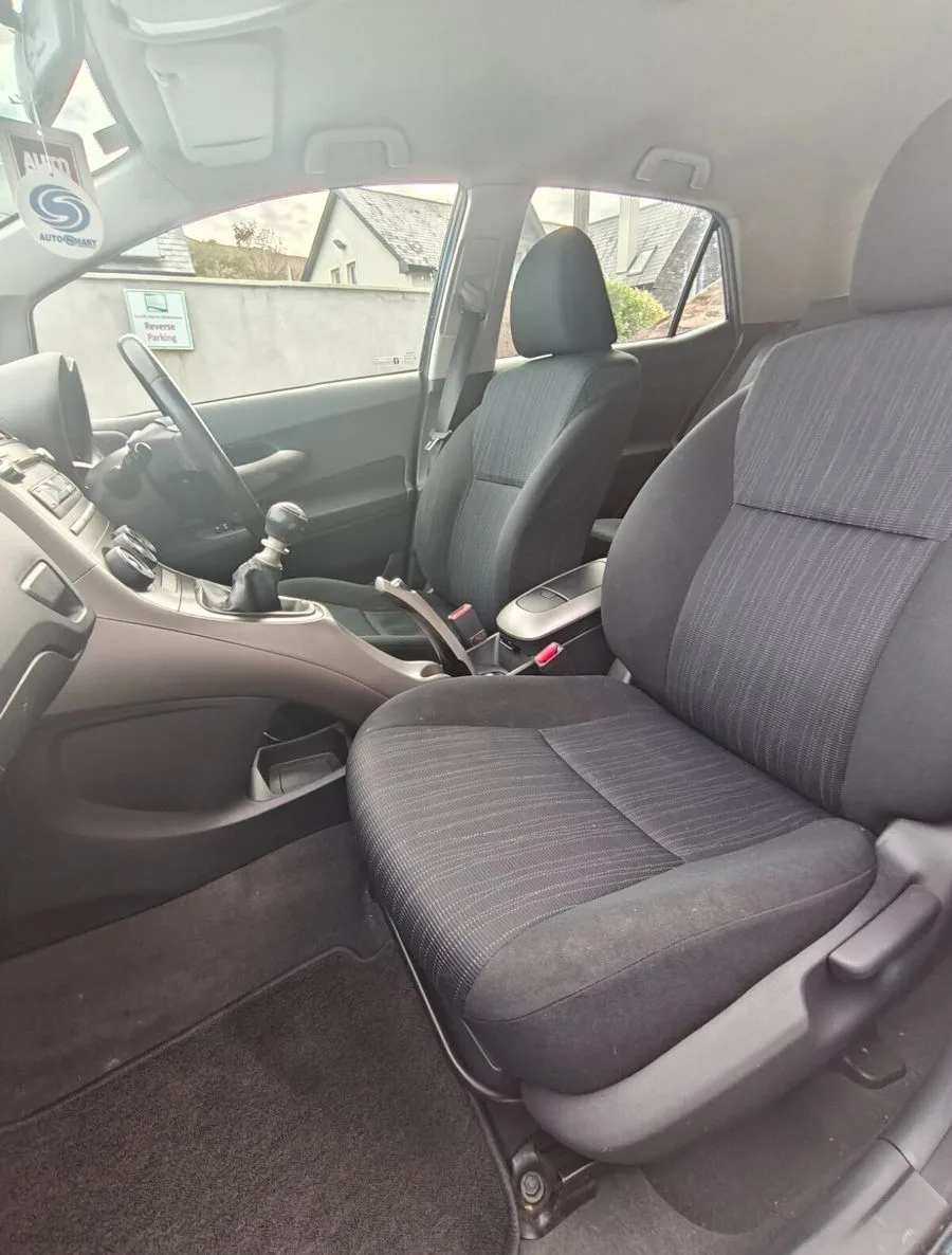 2009 Toyota Auris – photo 13