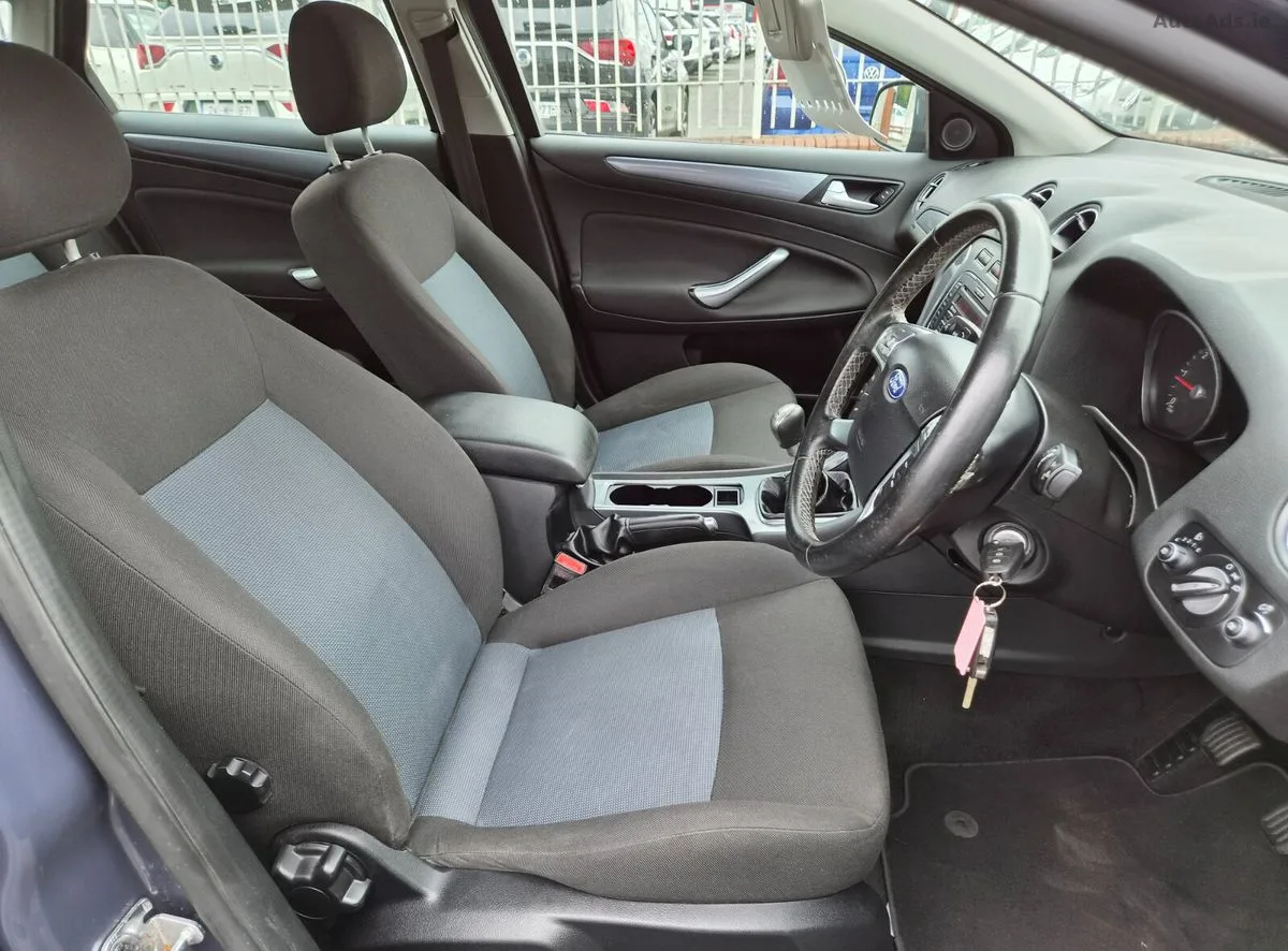 2013 Ford Mondeo – photo 13