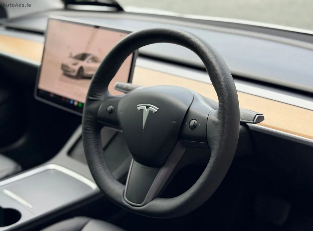 2023 Tesla Model 3 – photo 13