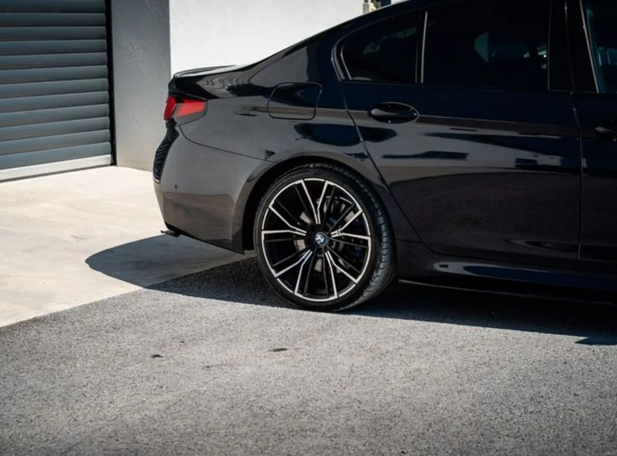 2020 BMW 5-Series – photo 5