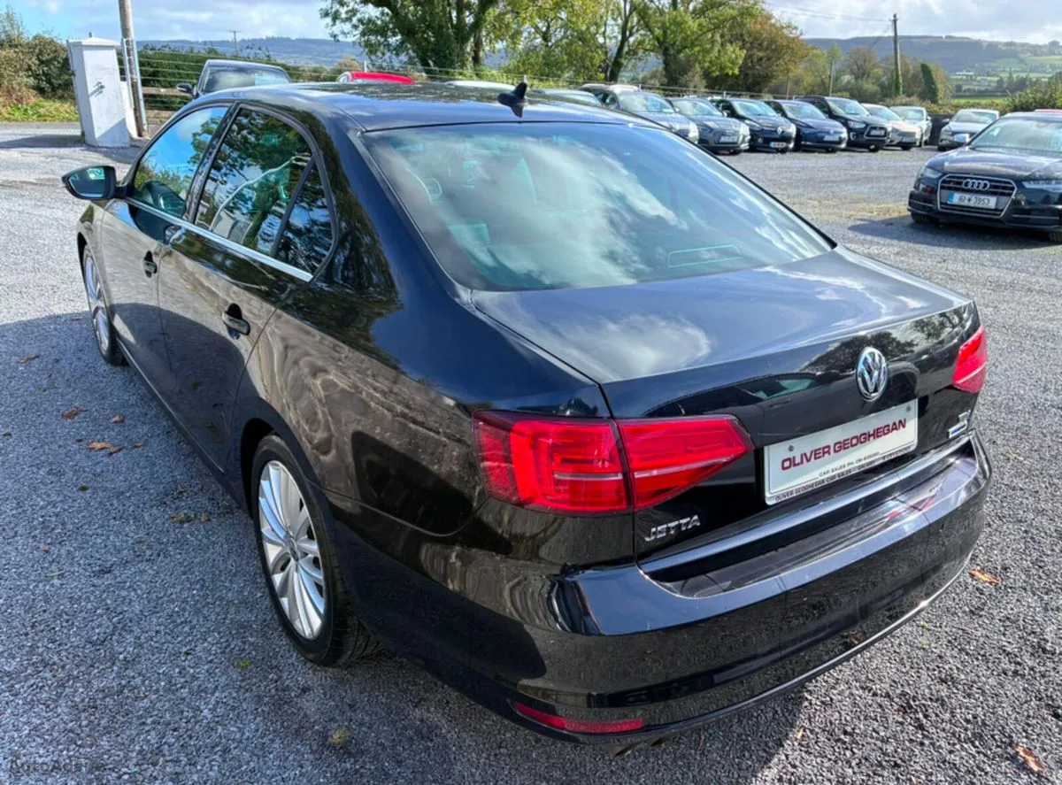 2016 Volkswagen Jetta – photo 3