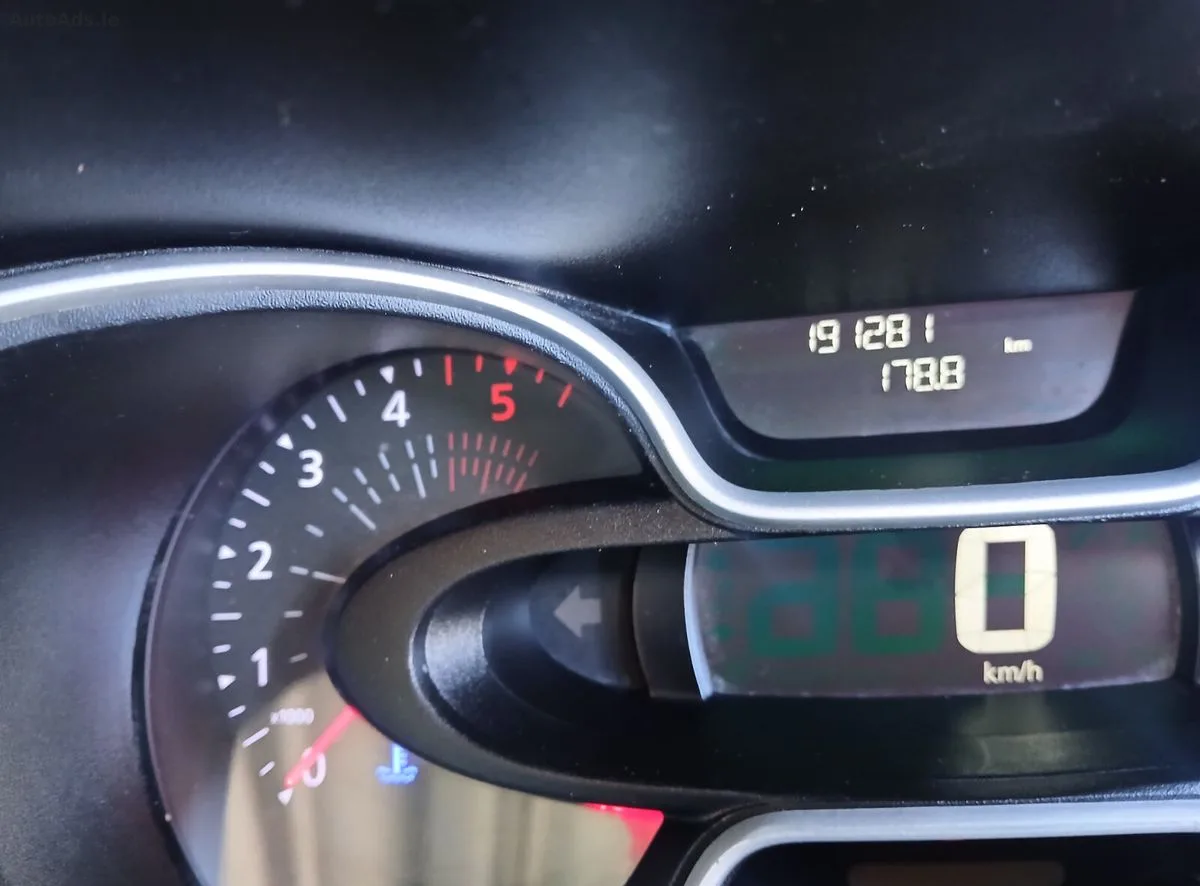 2020 Renault Trafic – photo 4