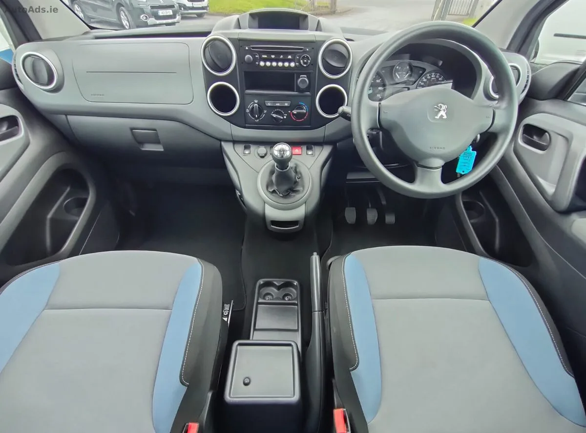 2017 Peugeot Partner – photo 12