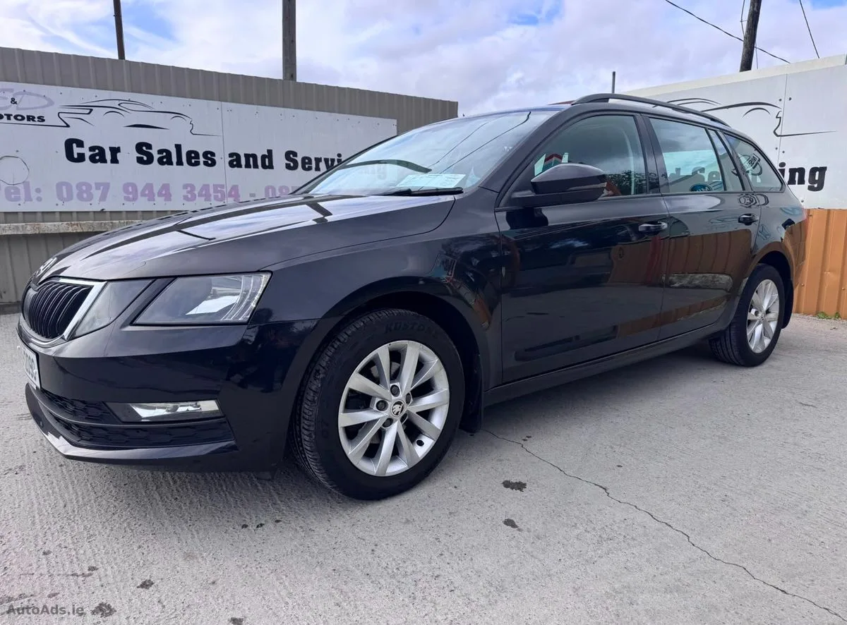 2020 Skoda Octavia – photo 3