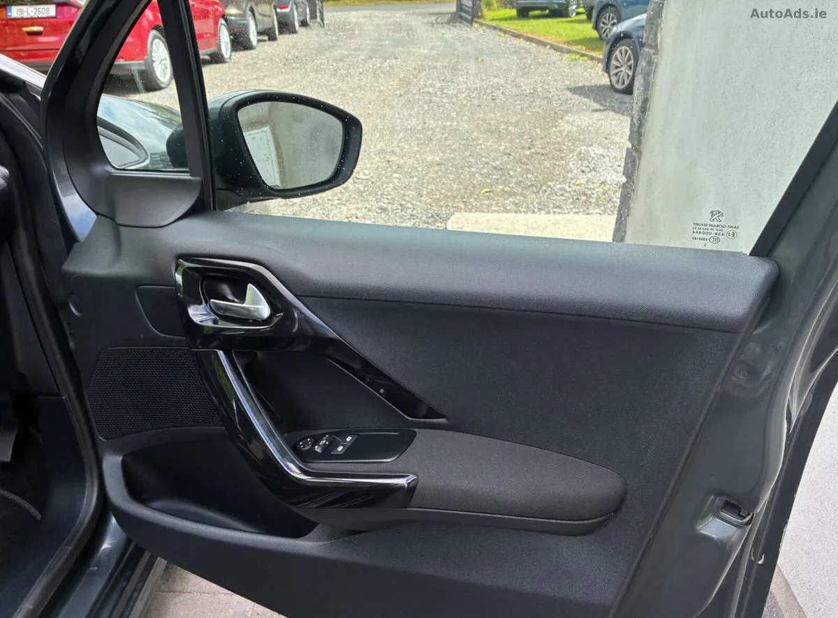 2016 Peugeot 208 – photo 14