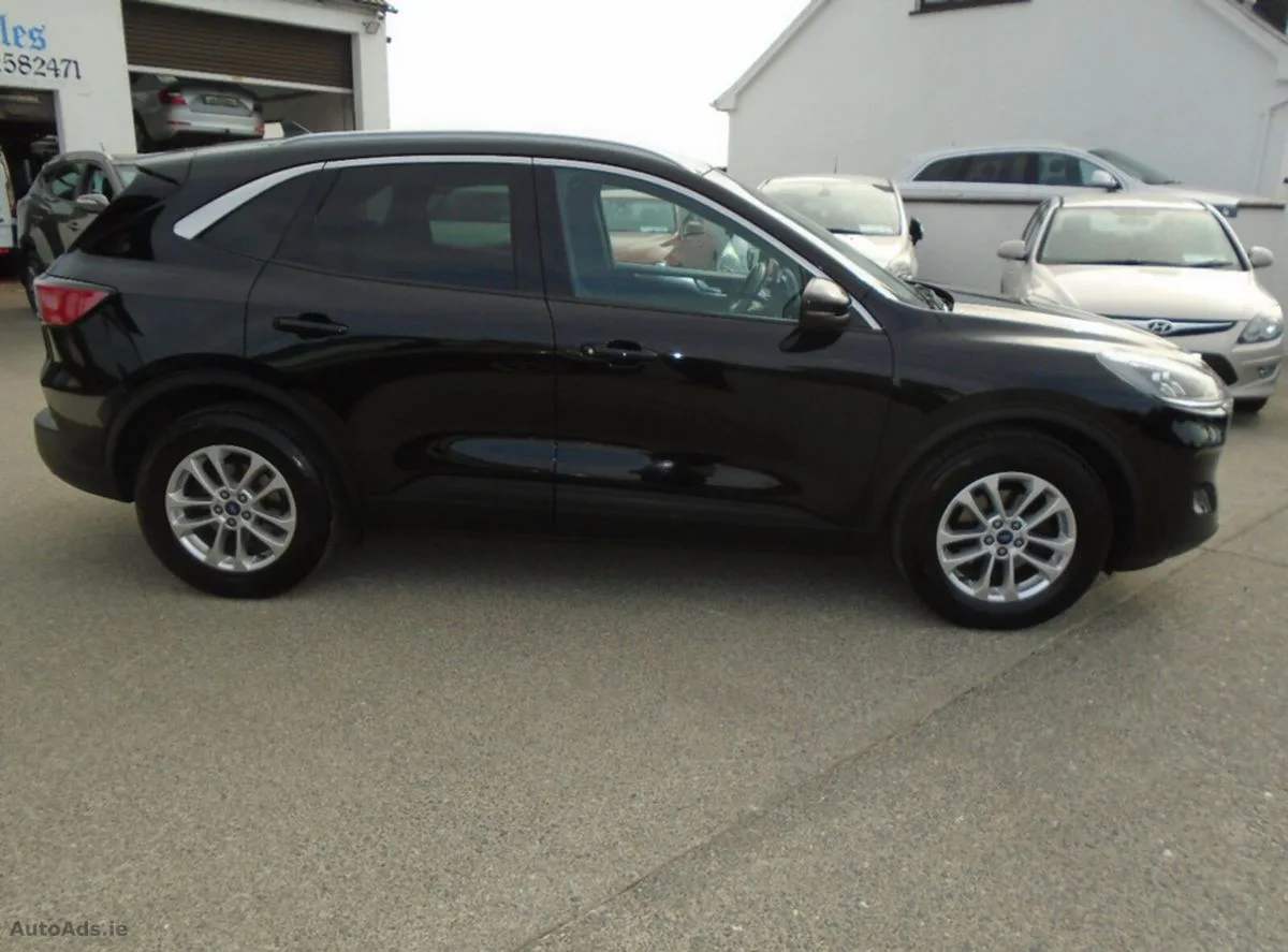 2022 Ford Kuga – photo 10