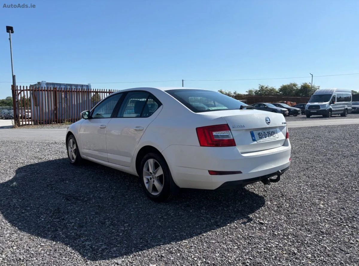 2015 Skoda Octavia – photo 5