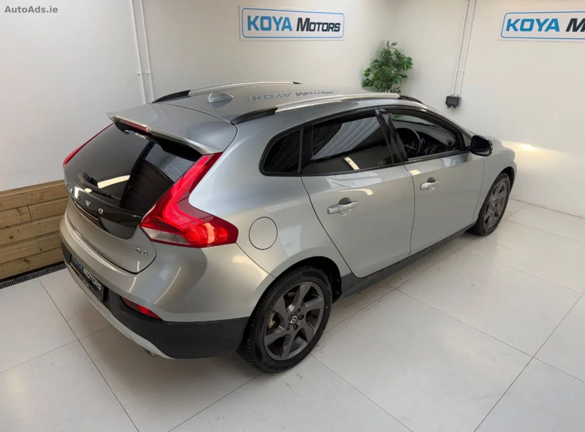 2016 Volvo V40 – photo 11