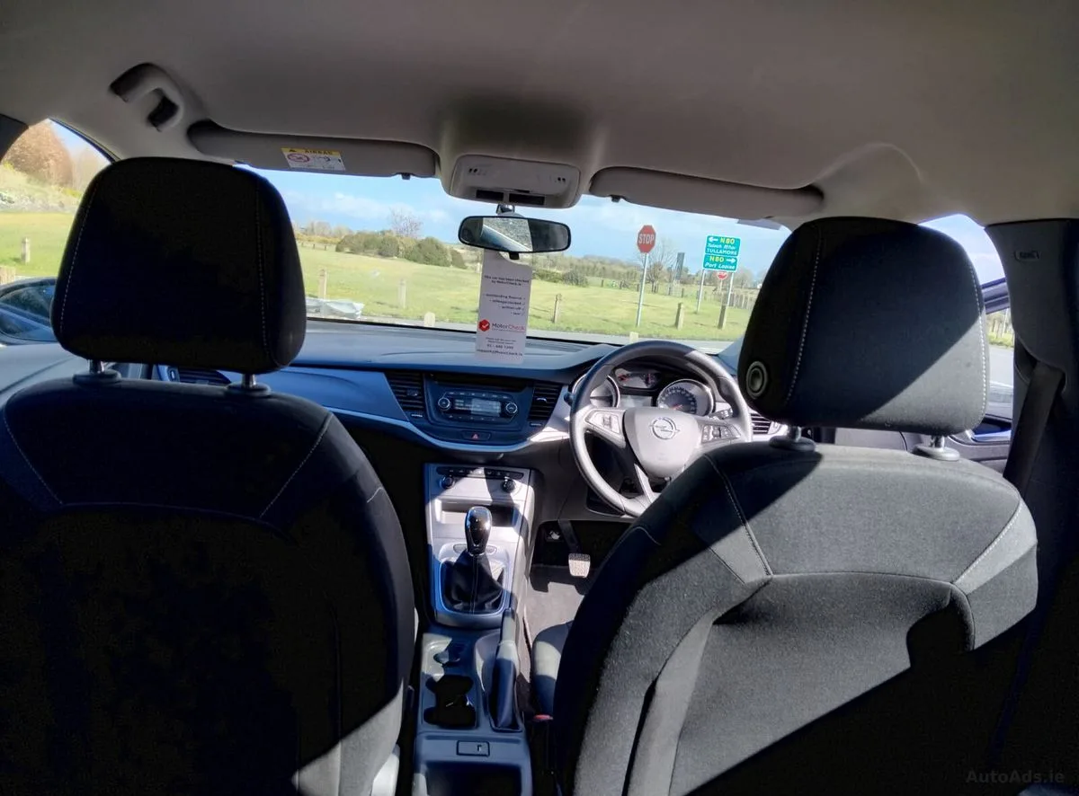 2019 Opel Astra – photo 2